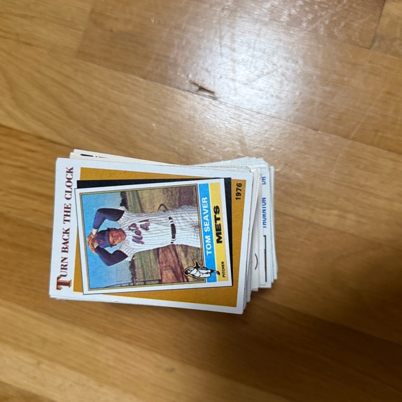 Vintage Baseball Card Lot - 1976 Topps Tom Seaver HOF, 1984 Topps Etc - Picture 6 of 8